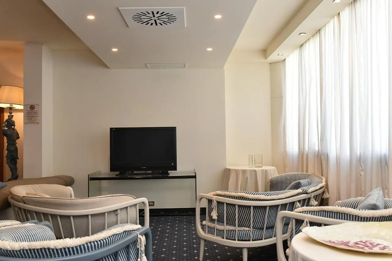 Hotel Anthony Lido di Jesolo 4*,  Italy